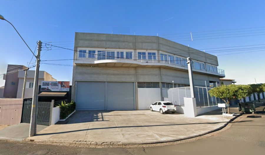 Galp�o - Aluguel - Jd. Sylvio Rinaldi II - Jaguari�na - SP