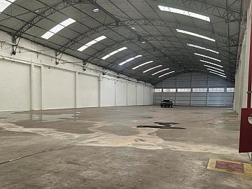 Galp�o / Sal�o para Alugar