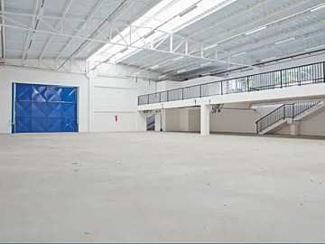 Galp�o Comercial / Logistico