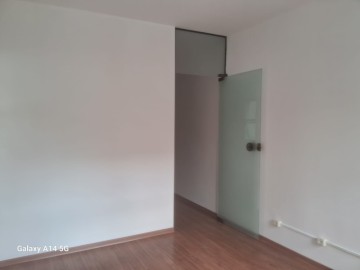 Sala com divisria