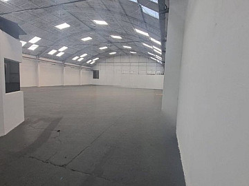 GALP�O/SAL�O COMERCIAL PARA LOCA��O